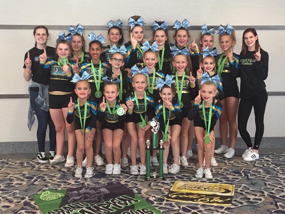 Tumblecoach174's tweet photo. Wabash Valley Rebels ...J2 Grand Champions and US Finals Paid Bid #goldbid #hallojam @JAMfestEvents @theusfinals https://t.co/fFmbiHAv2K