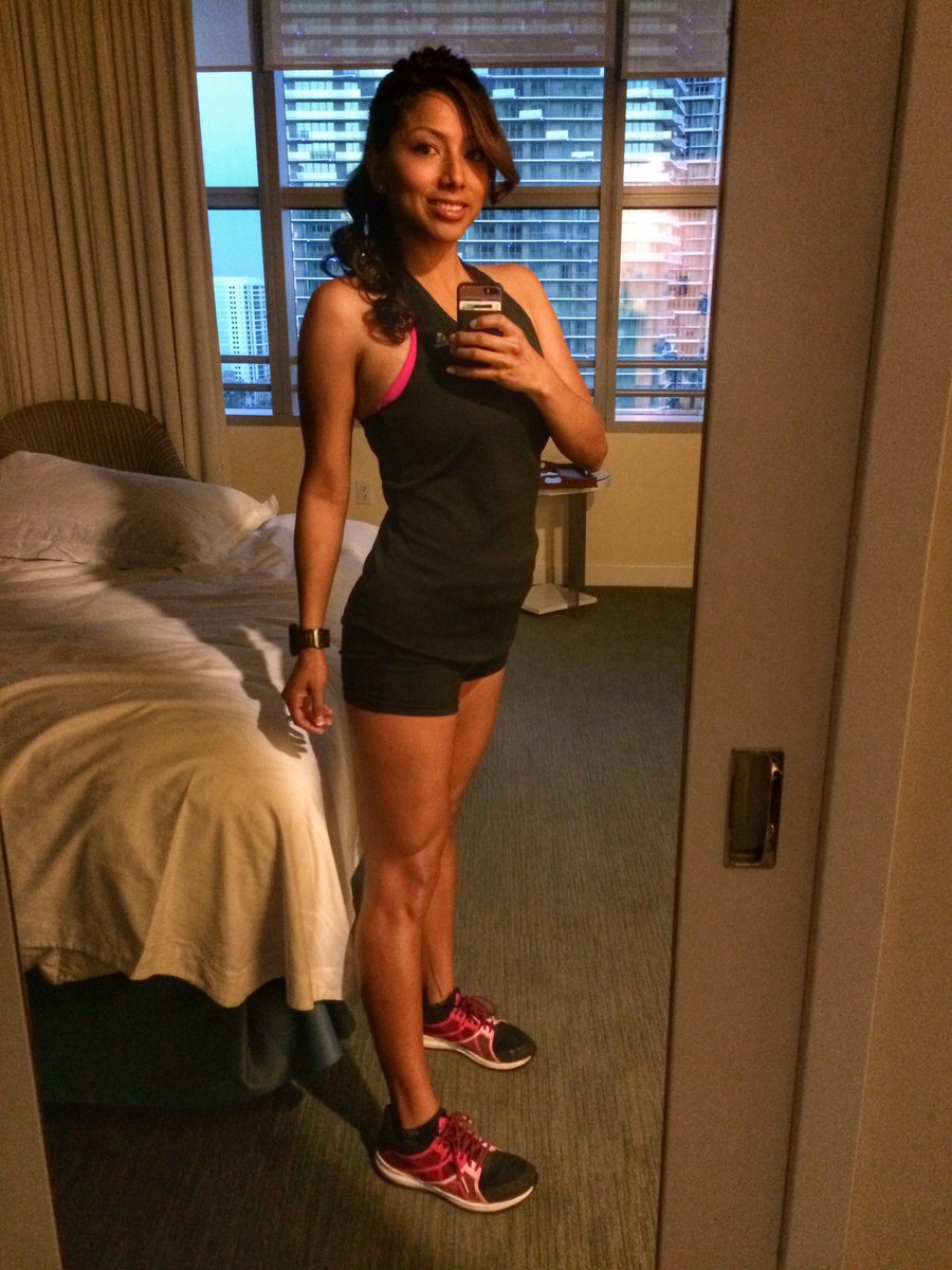 IrongirlNadia's tweet image. Focused clean eating past 3wks have helped. 8lbs net loss after falling off the wagon this summer. We can always keep trying. #racingweight