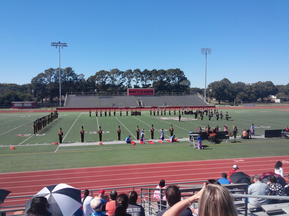 Dr_A_Flores's tweet image. Mighty Shark Band taking the field for UIL competition! Go Sharks! #PalaciosPride