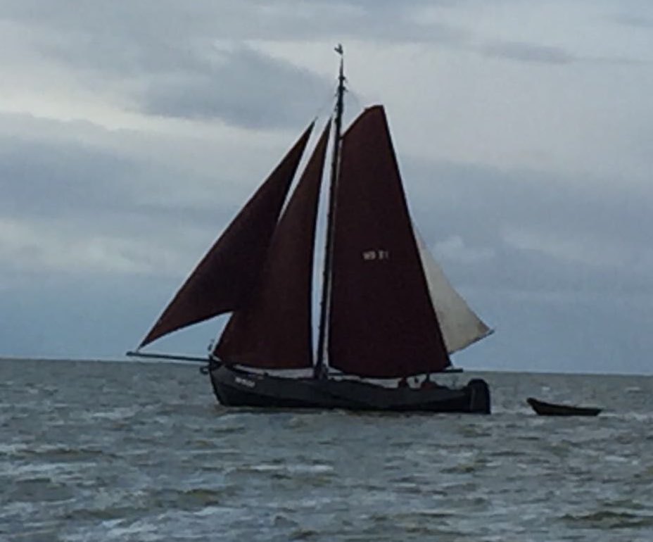 ReekersBernard's tweet photo. Weer thuis na een week heerlijk op het water, foto's ontvangen van collega vissers @Strontrace #strontweek #visserijdagen Workum https://t.co/8OFD1MS6rU