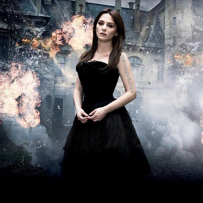 lau_a_ross's tweet photo. New posters
#FallenMovie
#WatchFallenTrailer
#JeremyIrvine
#AddisonTimlin https://t.co/NgDpplJAOu