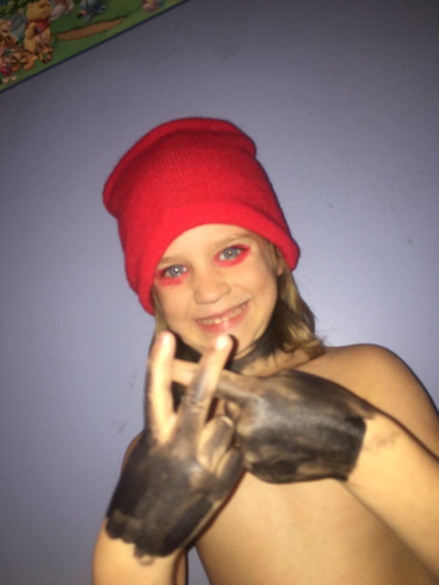 besolonelyhs tweet picture
