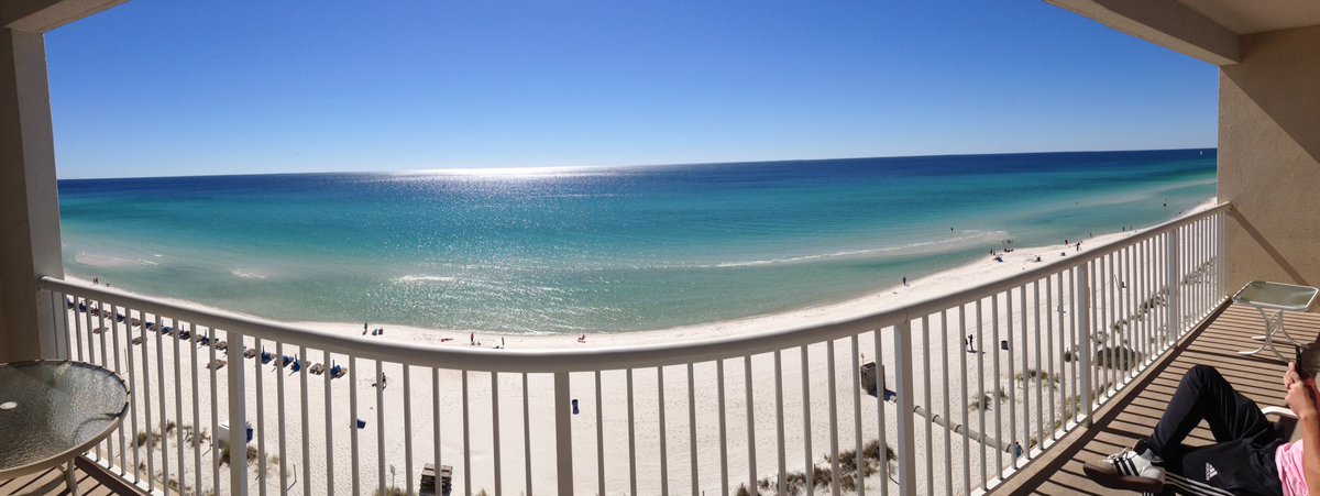 CUMensGolf's tweet photo. This is a view we could get used to! Great accommodations at Majestic Towers for @NCCAAChamps! #PCB2016 https://t.co/NHrDSDq3PP