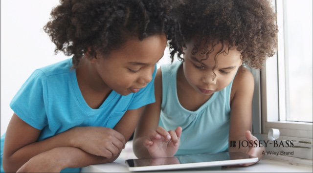 Check out the #tapclickread Toolkit: Promoting Early Literacy in a World of Screens - bit.ly/2etymIU