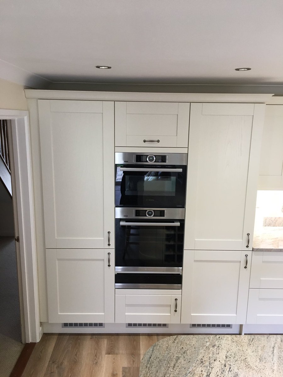 kitchenbrokeruk's tweet photo. All ready for decorating #madisonivory #ivoryfantasygranite @BoschHomeUK @Kitchen_Stori https://t.co/qHT1WZRYa4