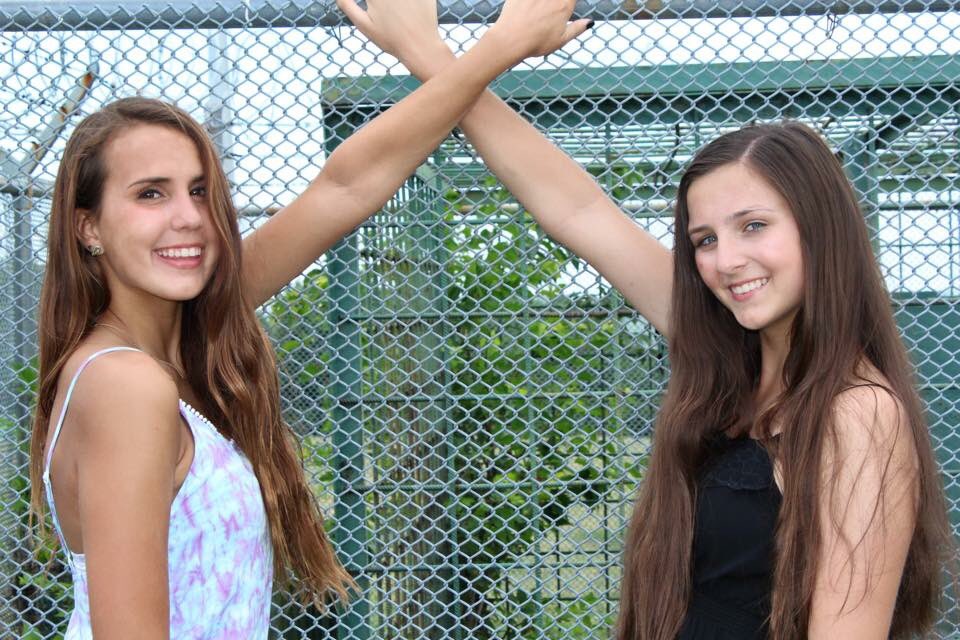 AddisonWhite1's tweet photo. Happy Bday to my sunflower🌻 Wouldn't trade or friendship for anything 💗 I love you and can't wait for many more adventures 😚 #steal https://t.co/2FJ8uyzQH5