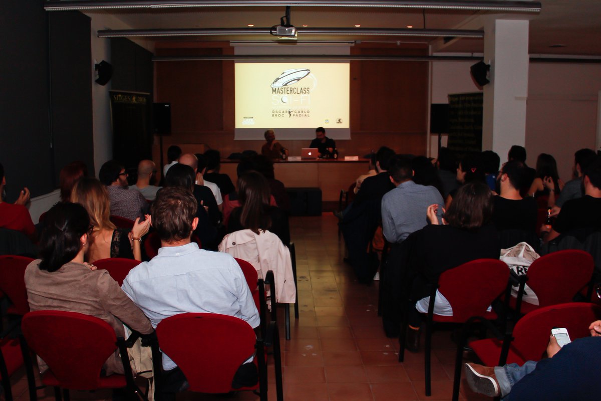 SERIELIZADOS's tweet photo. Aquí las fotos del pasado @SZSLateShow en el @sitgesfestival! https://t.co/FNL0wVNyRz Fotos de Laura Vivet. https://t.co/jkEuD7zHt9