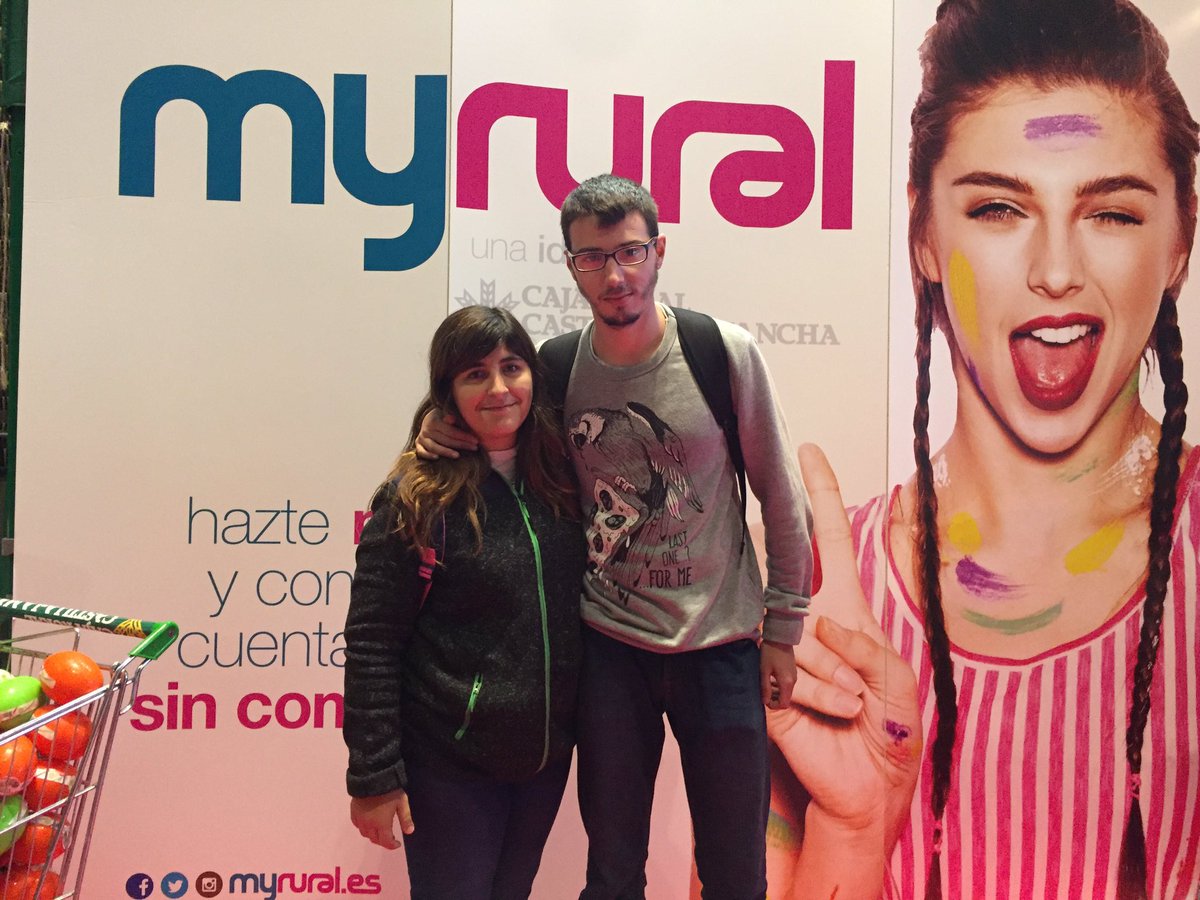 llorente_manuel's tweet photo. #ExprimeLimones4K #SamsungMadFun https://t.co/5EG2WqsCMq