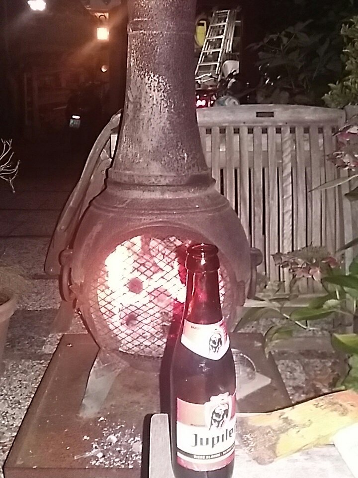 Gaabster74's tweet photo. Gewoon omdat het zaterdag is....lekker vuurtje biertje...en bovenal lekker buiten https://t.co/AoQfz5Mr5v