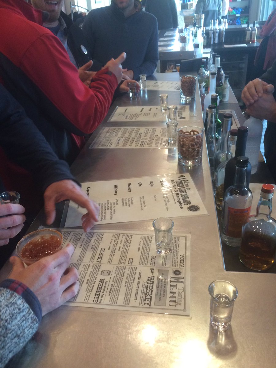 TravelingMatt22's tweet photo. #BeefyNips #BadHombres #BadDecisions #Whiskey #vodka #FingerLakesDistilling https://t.co/j3GVHRa1ag