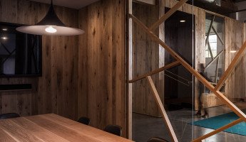 Camcraft3D's tweet photo. The most remarkable space in the BeFunky office is its dark #wooden whiskey lounge. https://t.co/r0uBhxIELA #millwork #architecture #design https://t.co/HwgAM4yyQd