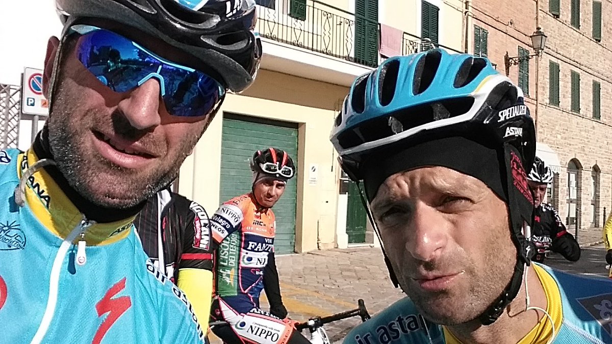 SEBA1979's tweet photo. @MicheleScarponi Oggi bell' azione a Monteroberto ! Grande Michele ! https://t.co/x6X8bl5VeX