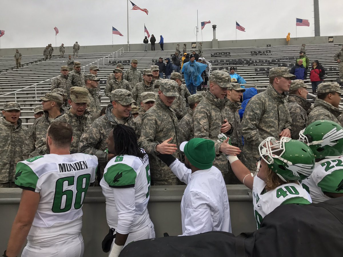 And you gotta loves these guys. Thanking and high diving cadets after the game. <a href="/MeanGreenSports/">Mean Green Sports</a> <a href="/MeanGreenFB/">UNT Football</a>