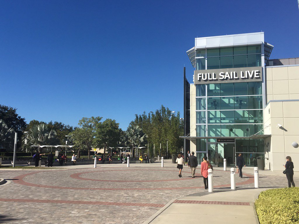iamoliviamarie's tweet image. Hi Self! RT @WomenOfATT_ERG: Some outdoor networking, purposeful connections #SHIFTforward #Shift2020x @womenofattFL