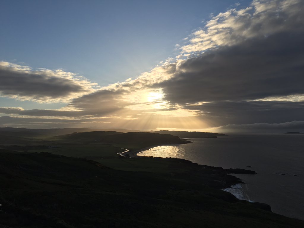 <a href="/MackaysHotel/">Mackays Hotel, Wick</a> the #people, the #food, the #whisky - the #scenery's pretty cool too ;)