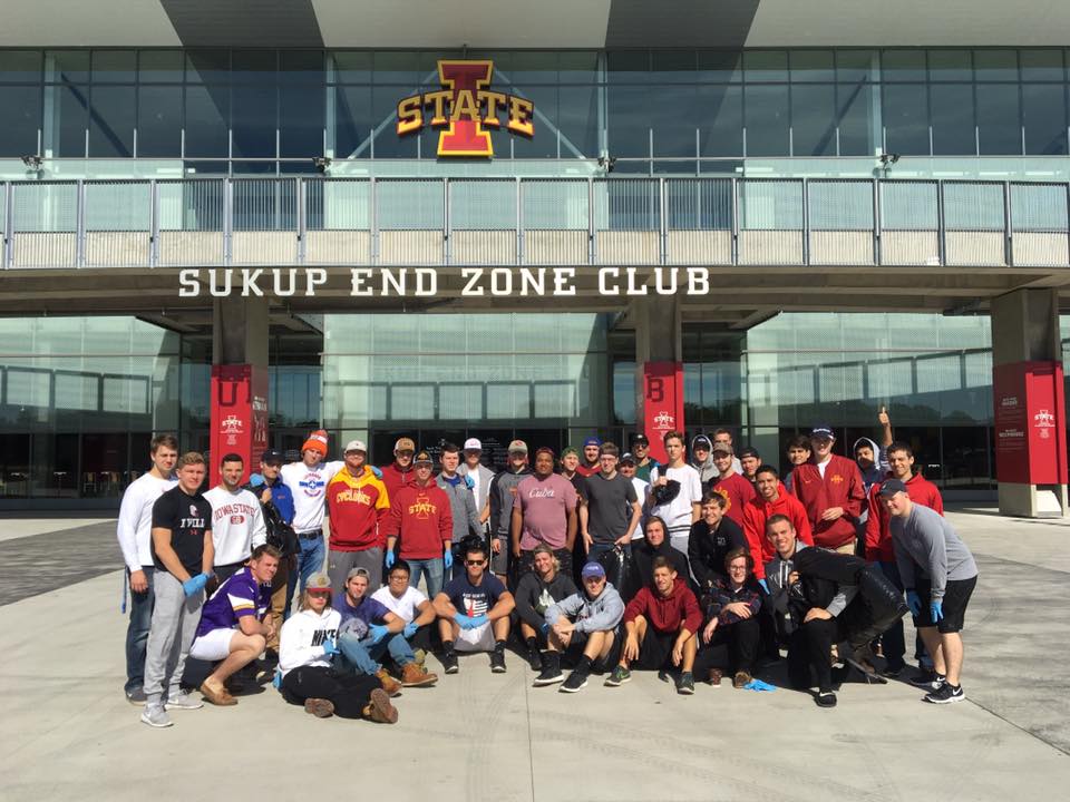 SigmaPi_Sigma's tweet photo. Some brothers had a great time at the City of Ames Clean Up the other day. https://t.co/1TmdlBTWCd