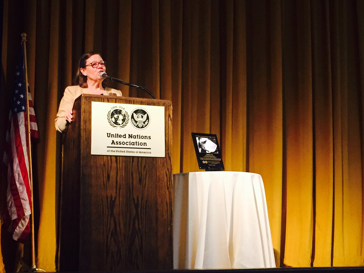 KathleenZanoni's tweet photo. 24 people displaced per minute around the work & half are children - Kathi Anderson #UNASD70 @UNASanDiego https://t.co/l8bUCTZkJg