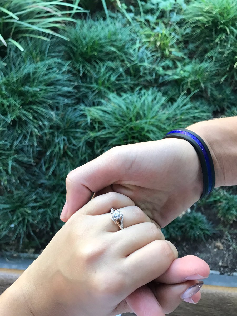 Hailey Avery tweet media