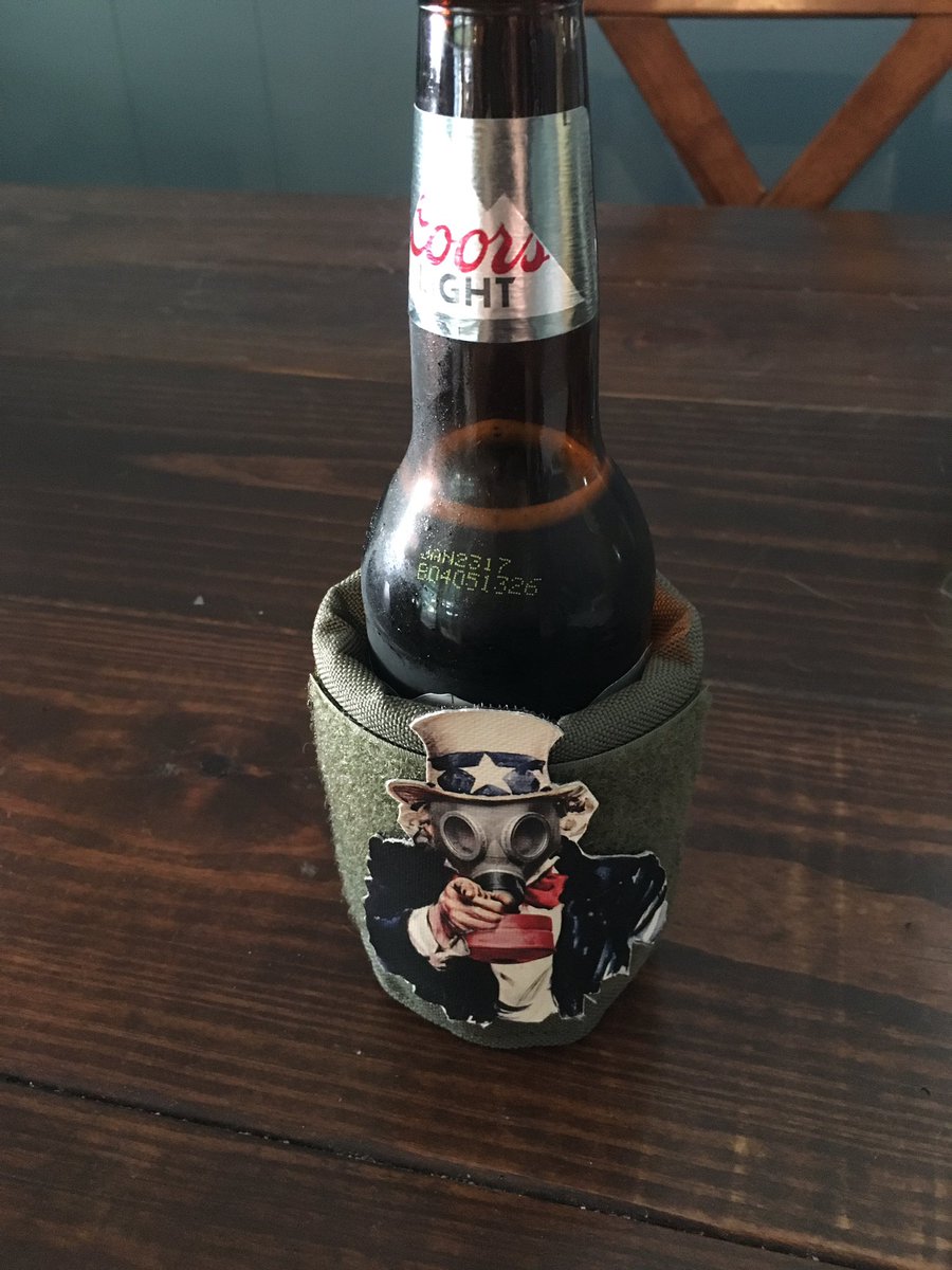 L3SSONLAST's tweet photo. No hipster beer here. Patches may change but the beer stays the same. #APIII #L3SSONLAST #noskinnyjeans #WelcometoTHESAF3ROOM #AREYOUSAF3? https://t.co/Tuwtq5Myzs