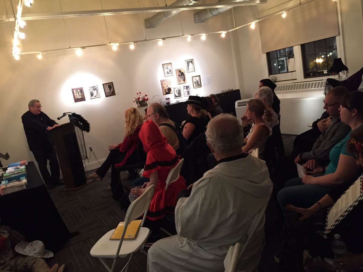 San Diego Writers tweet media