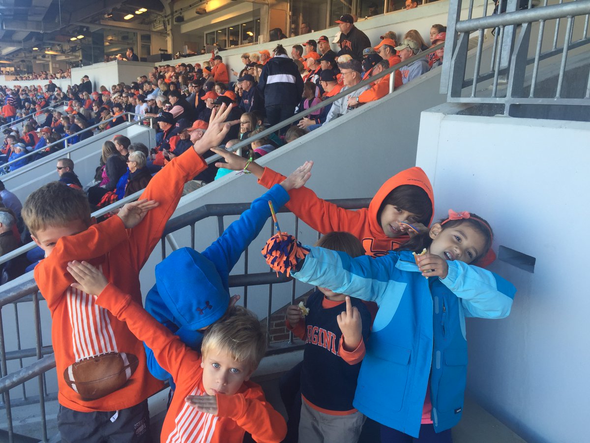 JonathanK's tweet image. Go Hoos! #GoHoos #wahoowa