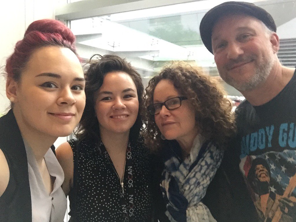 Qaggiavuut's tweet photo. Fun times playing music with Iva!#ivamusic https://t.co/q0bv5Fm9cG