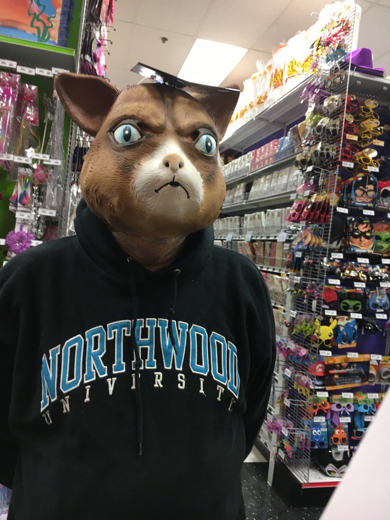 I have found my costume.  #Maddogs