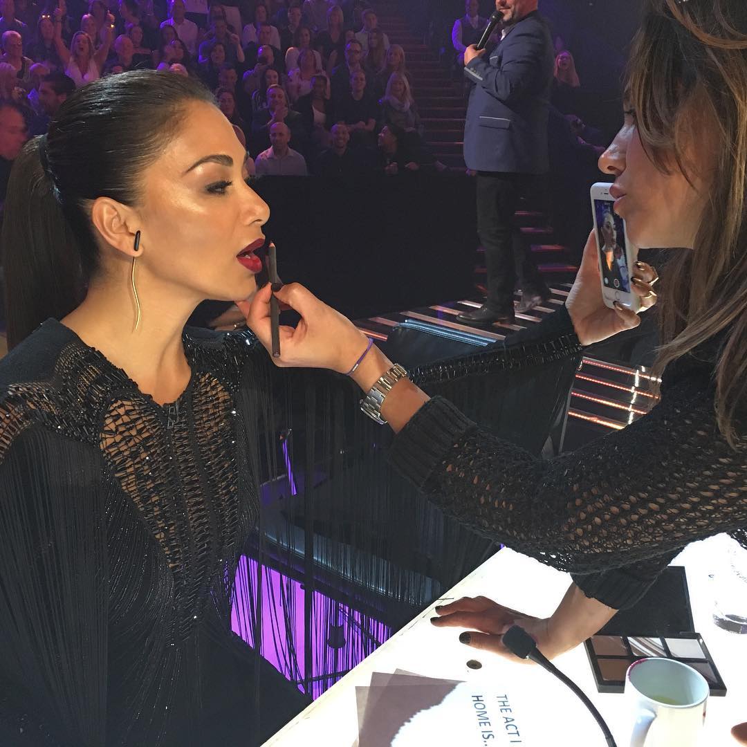 Nicole can't get enough of our Instant lip plumper! Who wouldn't with 20% #plumper #lips in just 2 minutes!! #NicoleSherzinger #Xfactor