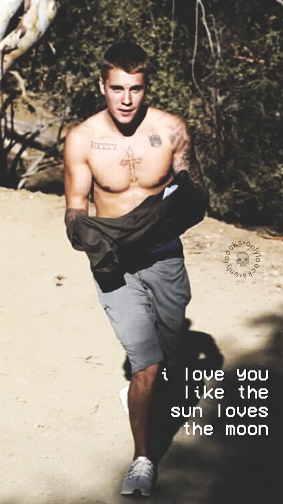 onlyloocks's tweet photo. Justin bieber
fav se gostar/rt se salvar/ print se usar //bia #100JustinBieber https://t.co/40WETsaVcM
