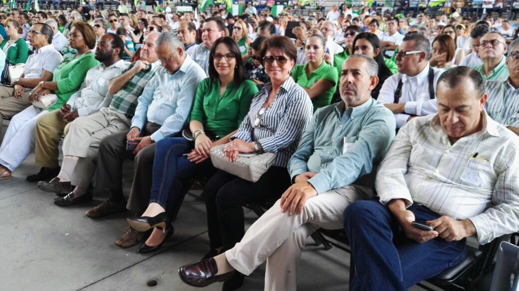 Silvia_SanchezV's tweet photo. Cierre del #CongresoPLN. Felicidades a las y los liberacionistas por 65 años de historia https://t.co/6RGNH8MfOY