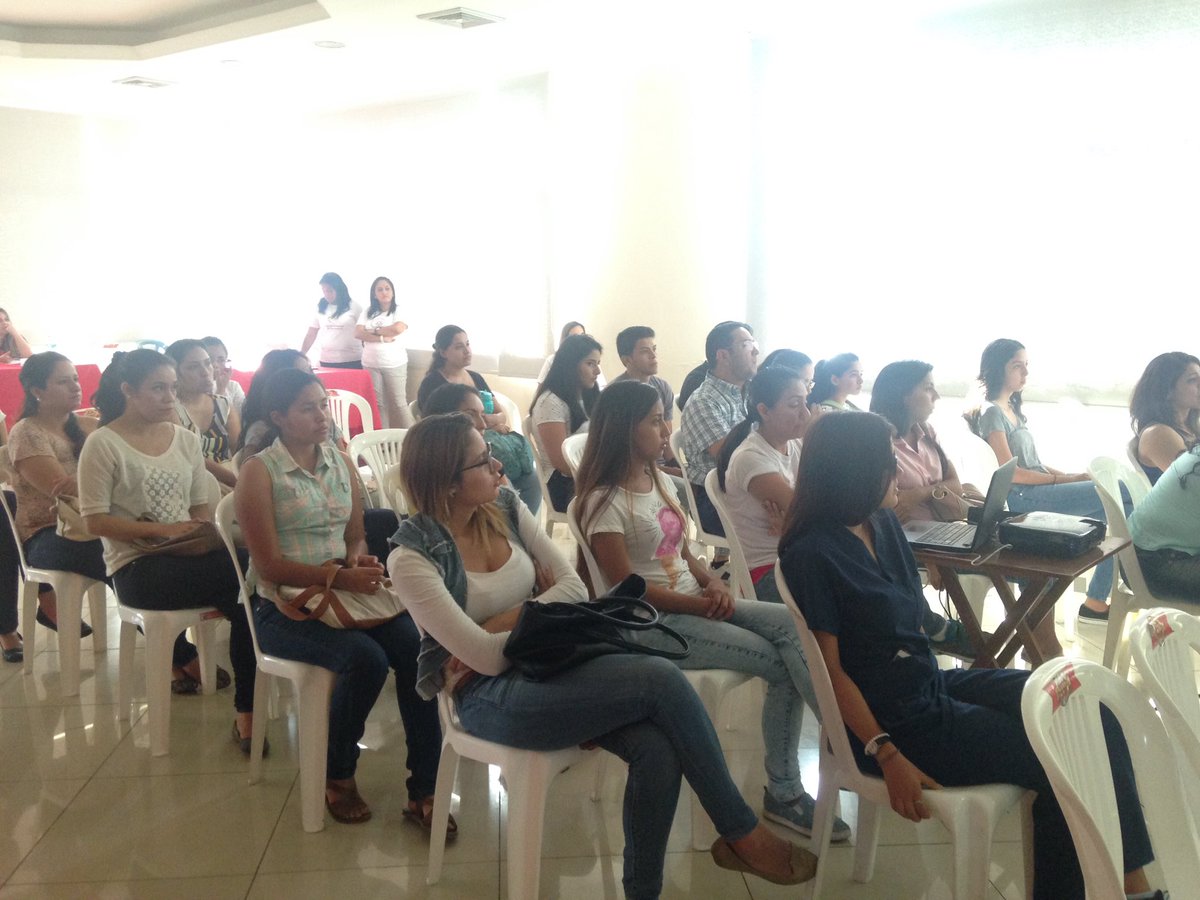 RescateAnimalEC's tweet photo. #NuevosVoluntariosRA Gracias por sumarse a @VoluntariadoRA !!! #PoderParaCambiar https://t.co/4qGf6zMaTh