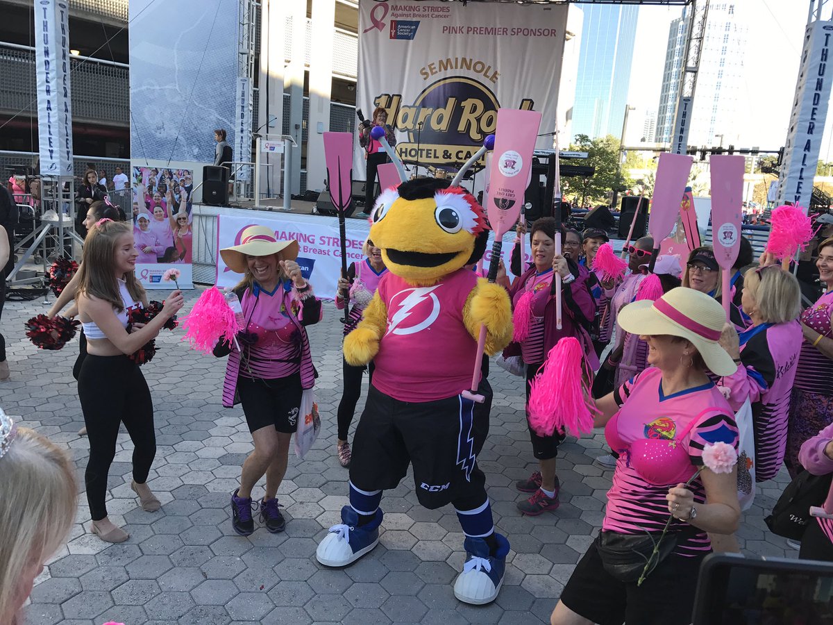 ThunderBugTBL's tweet photo. Happy Saturday! Started my morning at the Making Strides Breast Cancer Walk!!! >:) #PinkBug https://t.co/txfeYqnqWr