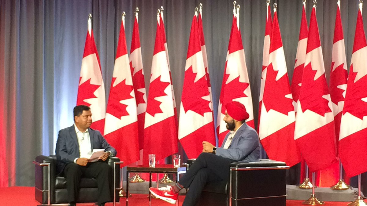 pankajsandhu123's tweet photo. A pleasure to hear from @NavdeepSBains on innovation & how Canada is staying ahead #LPCO2016 #MovingCanadaForward #Canada #Liberal https://t.co/dDbClQYgNY