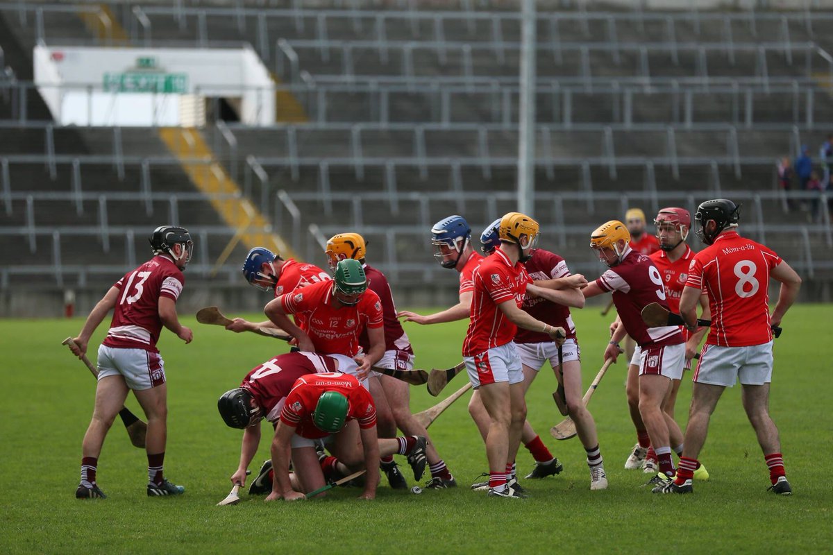 monaleengaa's tweet photo. @LimerickCLG Great won today. Savage drama in the Gaelic Grounds  v @DooraBarefield. Well done lads. @KilmoyleyHC up next. https://t.co/Y1AXjgd8lv