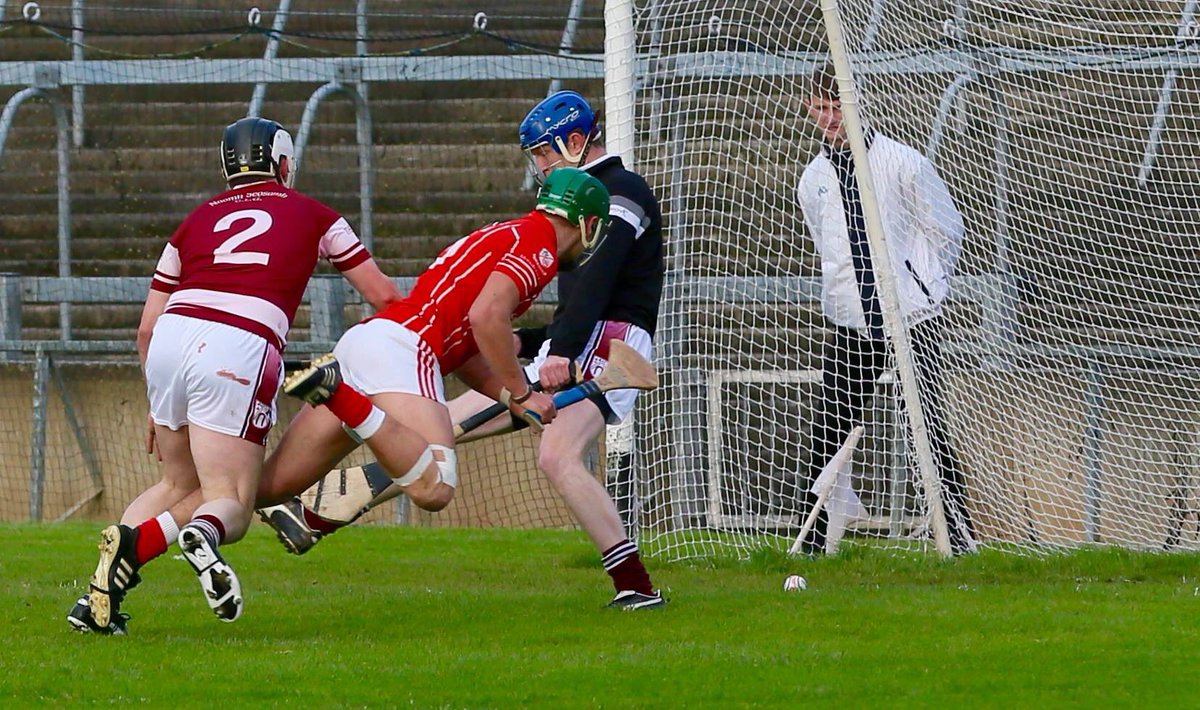 monaleengaa's tweet photo. @LimerickCLG Great won today. Savage drama in the Gaelic Grounds  v @DooraBarefield. Well done lads. @KilmoyleyHC up next. https://t.co/Y1AXjgd8lv