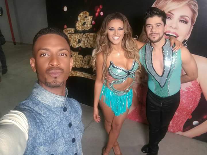 pontebonitasale's tweet photo. 💃💎 #HoyBrillanTeamDiamonds 💃💎 https://t.co/KMerNQ18rH