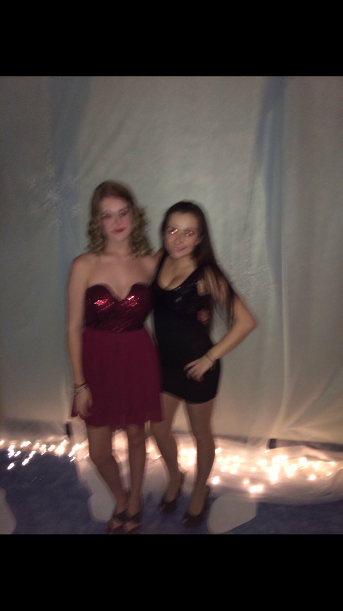 Kaylapeabodyy's tweet photo. In honor of homecoming🎉😂 @brookee__cookie #neverforget #hoco2k14 https://t.co/p1AMD3wxUf