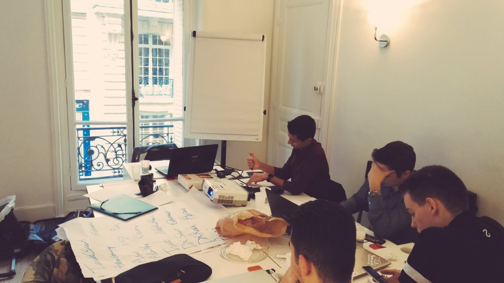 MFNetwork_FR's tweet image. Pour MF Network c'était réunion ce mercredi ! Beaucoup de nouveautés de prévues pour ces prochains mois !