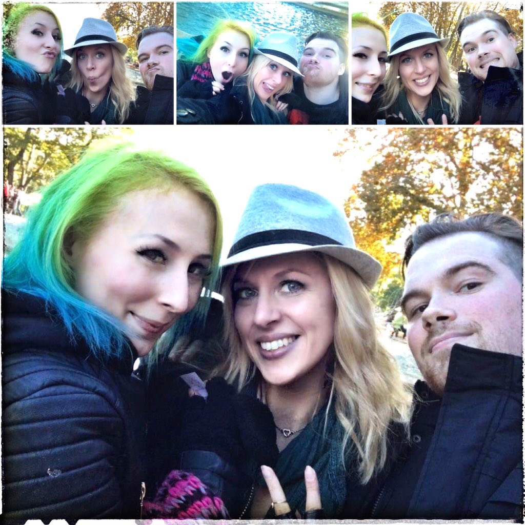 AudreyBride_HCW's tweet image. International wrestling meeting with #saraelectra and @JimmyParisPro 😊It was a supercool afternoon #budapest #bukarest #NeedsToChange #pus*y