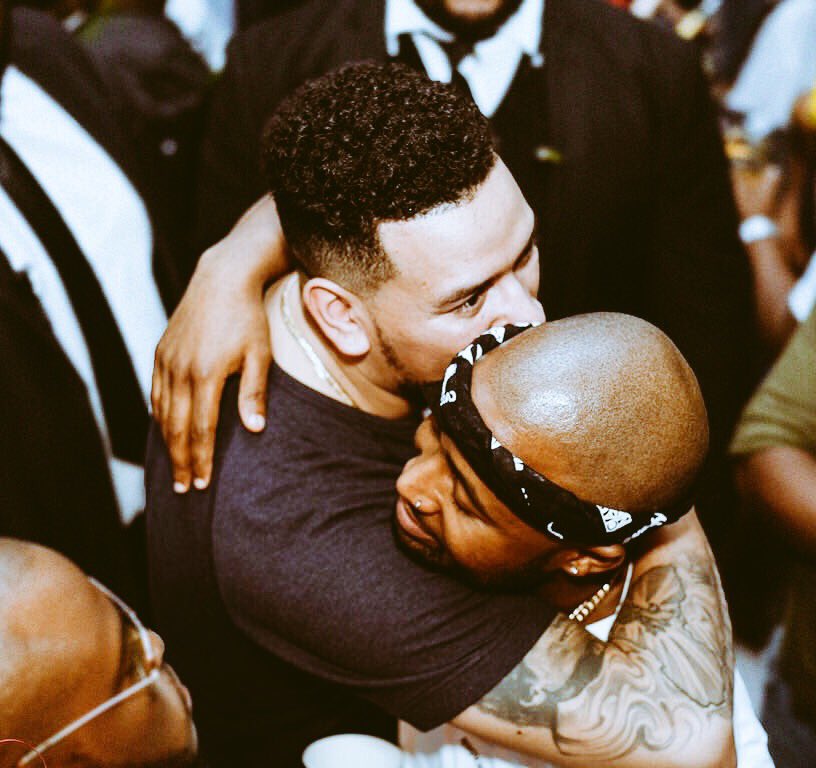 Can we please have a moment of silence 😩😩😩👑🙌🏾 @CassperNyovest x <a href="/akaworldwide/">AKA</a> 👏🏾