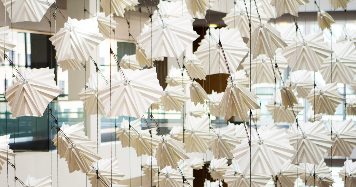 Watch this mesmerizing sculpture morph like a flock of birds: bit.ly/2e9q7mo