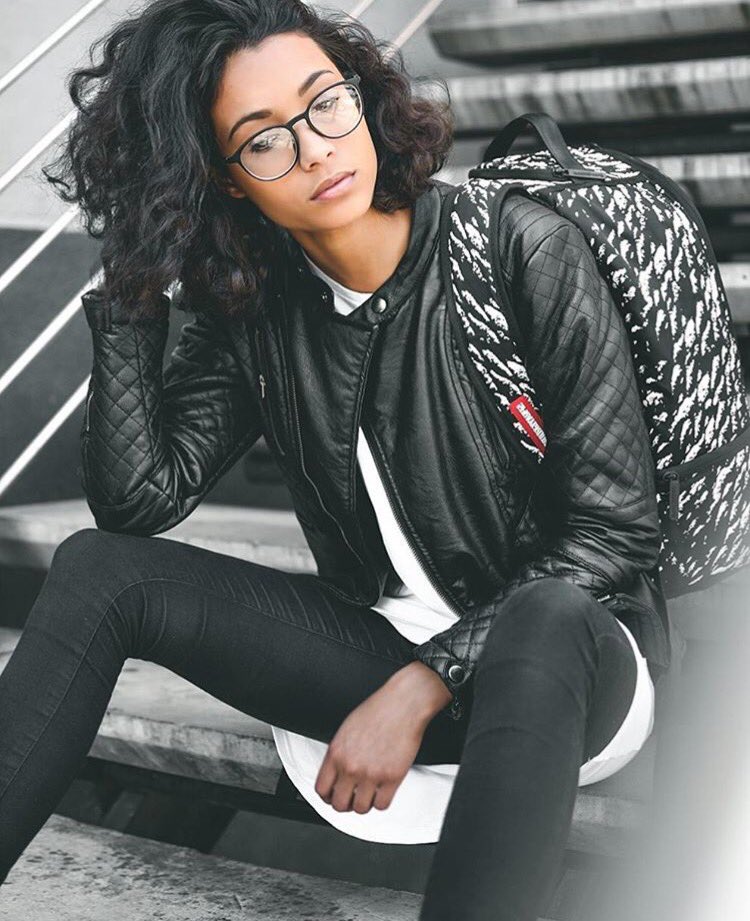 Spraygroundza's tweet photo. Step By Step ๐ @taay_leigh #sprayzilla #sundayvibes ๐ธ @athovsandwords https://t.co/MnsysjzBOI