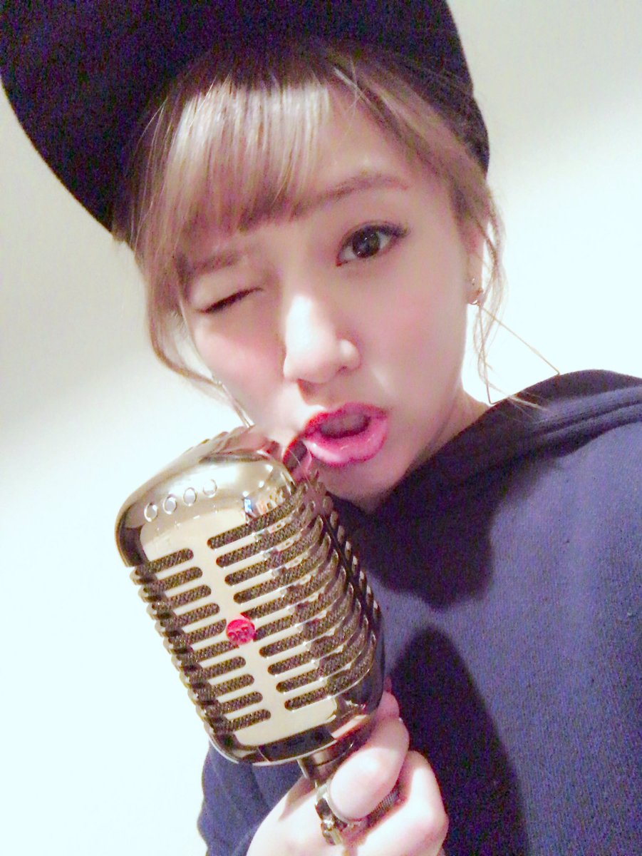 高橋みなみ A Twitteren 可愛いスピーカー手に入れた٩ 0 ۶ マイク の形 R50 高橋みなみ A Twitteren 可愛いスピーカー手に入れた٩ 0 ۶ マイク の形 R50