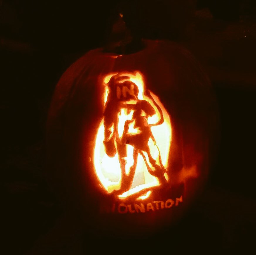 Someone left the lights on
🕯🎃
@awolnation @KennyCarkeet @MarcWalloch @ANBuilders #AWOLNATION #AWOLOWEEN