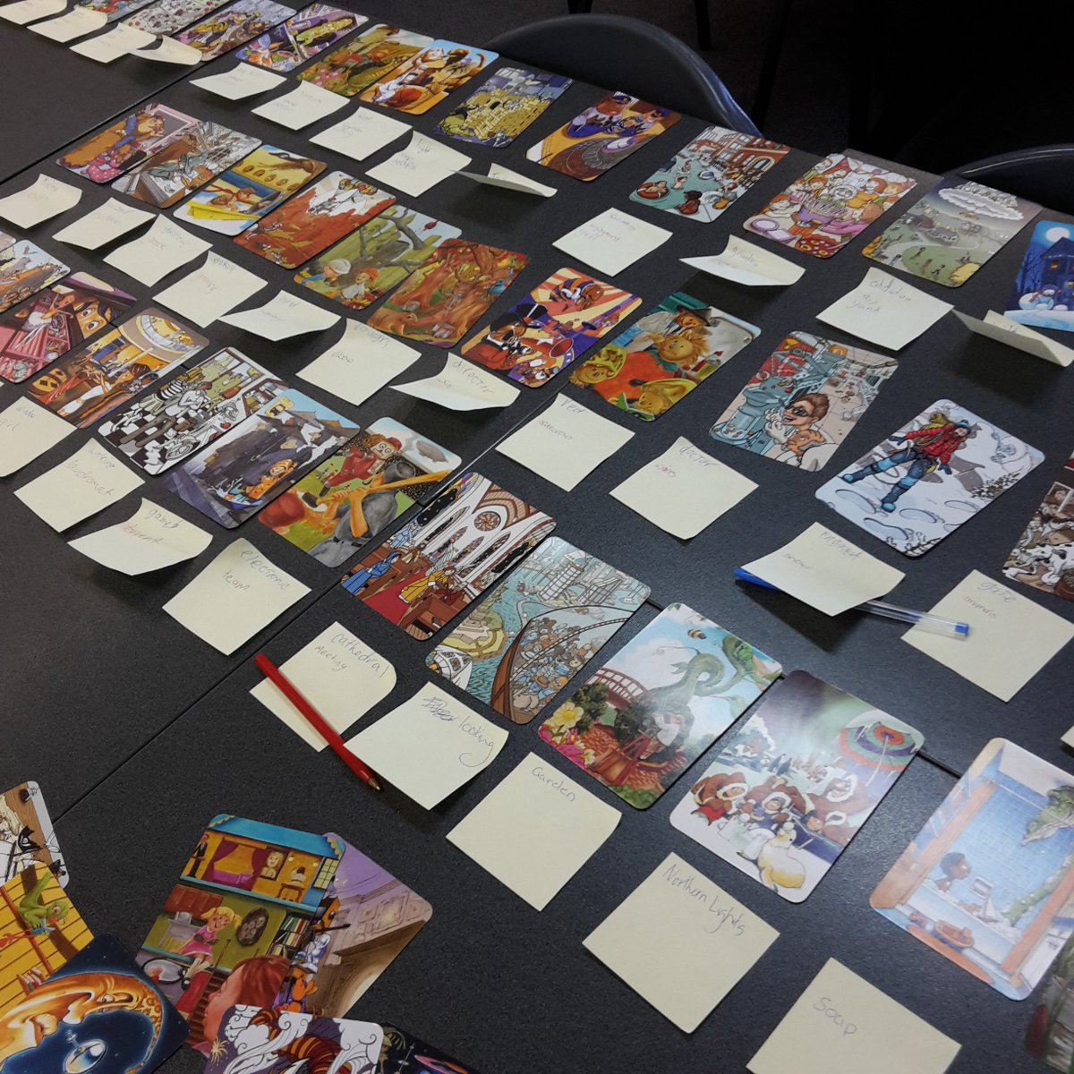 _KAL_'s tweet photo. Using Last Letter (@ThinkFun) for collab vocab dev- Ss also challenged to complete A-Z from one card #journey #engchat #etaq #allgoodenglish https://t.co/5aiHL0kh0W