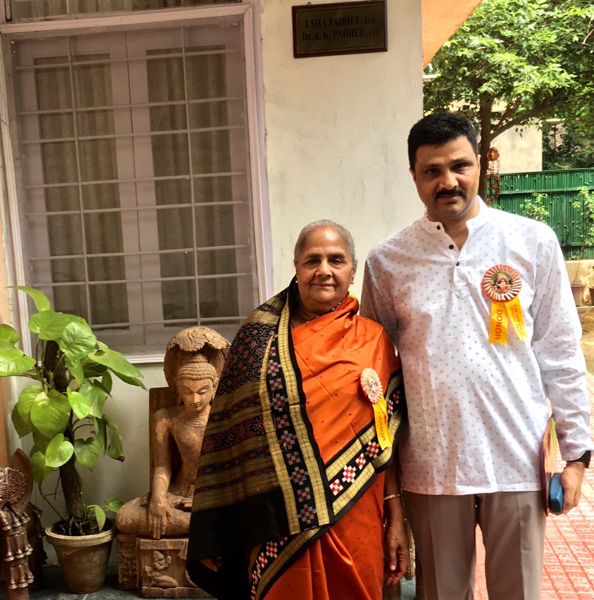 arvindpadhee's tweet image. &quot;For her I&apos;m what I am today.&quot;
Taking cue from our cricket stars (mom&apos;s names in Jerseys), I&apos;ve added name of my loving Maa in my profile. 🙏