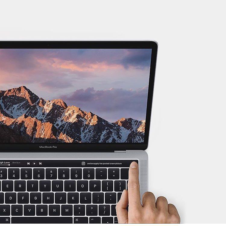 enigma__paradox's tweet image. the revolutionary magic toolbar #macstuff #macbookpro2016 ift.tt/2fiIFn1