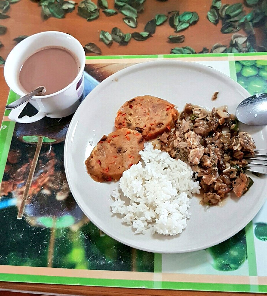 itsmeNAN_'s tweet photo. Thank you Lord for this food. More Blessing to this family Lord! In Jesus Name i Pray... Amen". 😍
#LunchPrayer #foodie #Lunchtime #10thday https://t.co/N8gORZtiLz