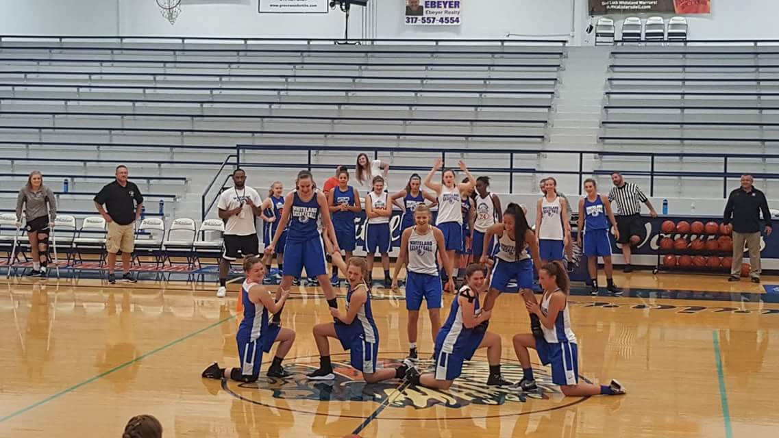 ArrowHeadSmoke's tweet photo. Coach wants to thank all the parents and players for making tonight a fun and memorable night. #NeverLostAGame https://t.co/LhATXiYSeb