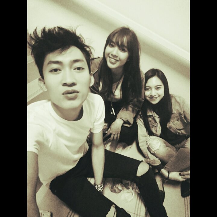 MalvinPraditia's tweet photo. #kampus #belajarlagi #piartinter #lulus # https://t.co/dRZnF4yZly